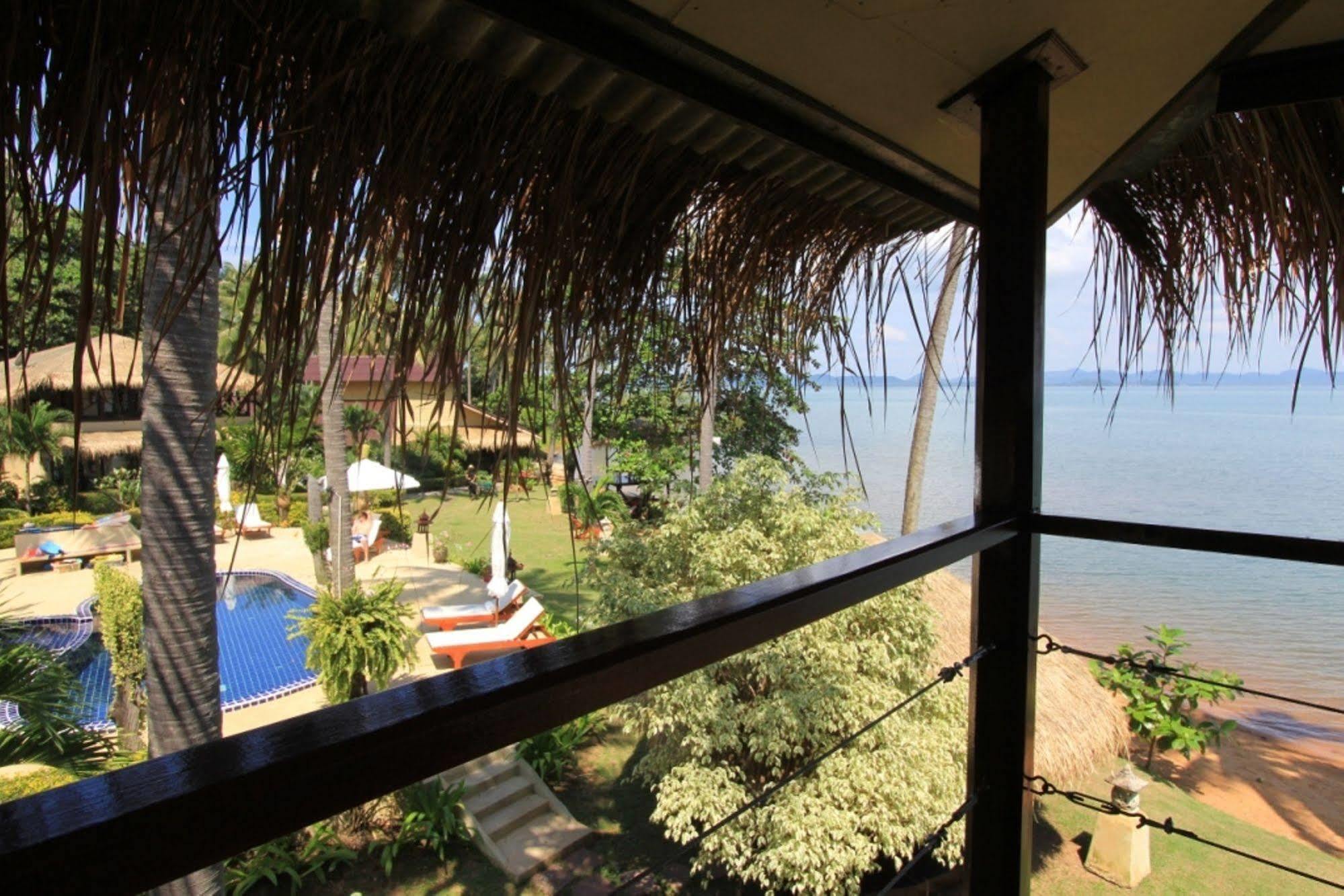 Amber Sands Beach Resort Koh Chang Extérieur photo